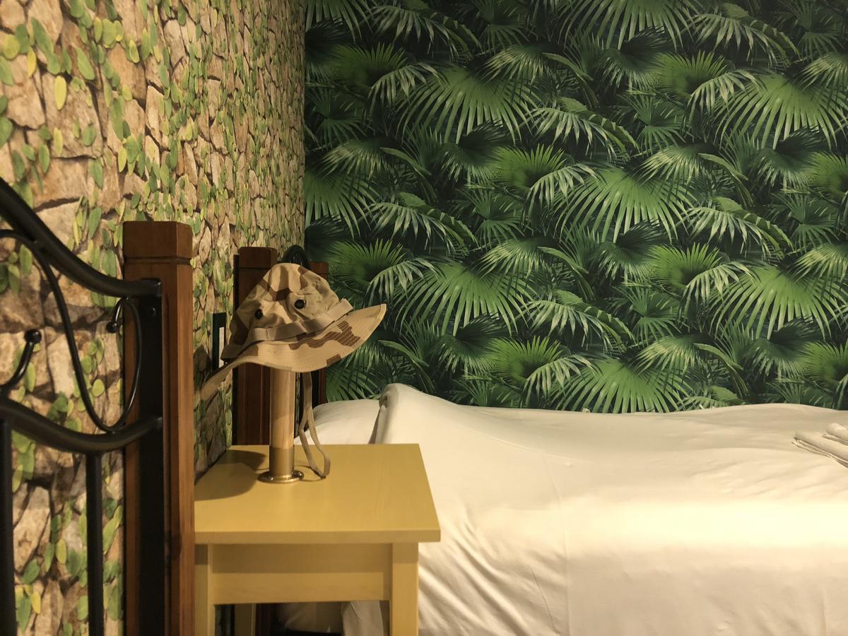 Briller Universal Japon Hostel Осака Екстериор снимка