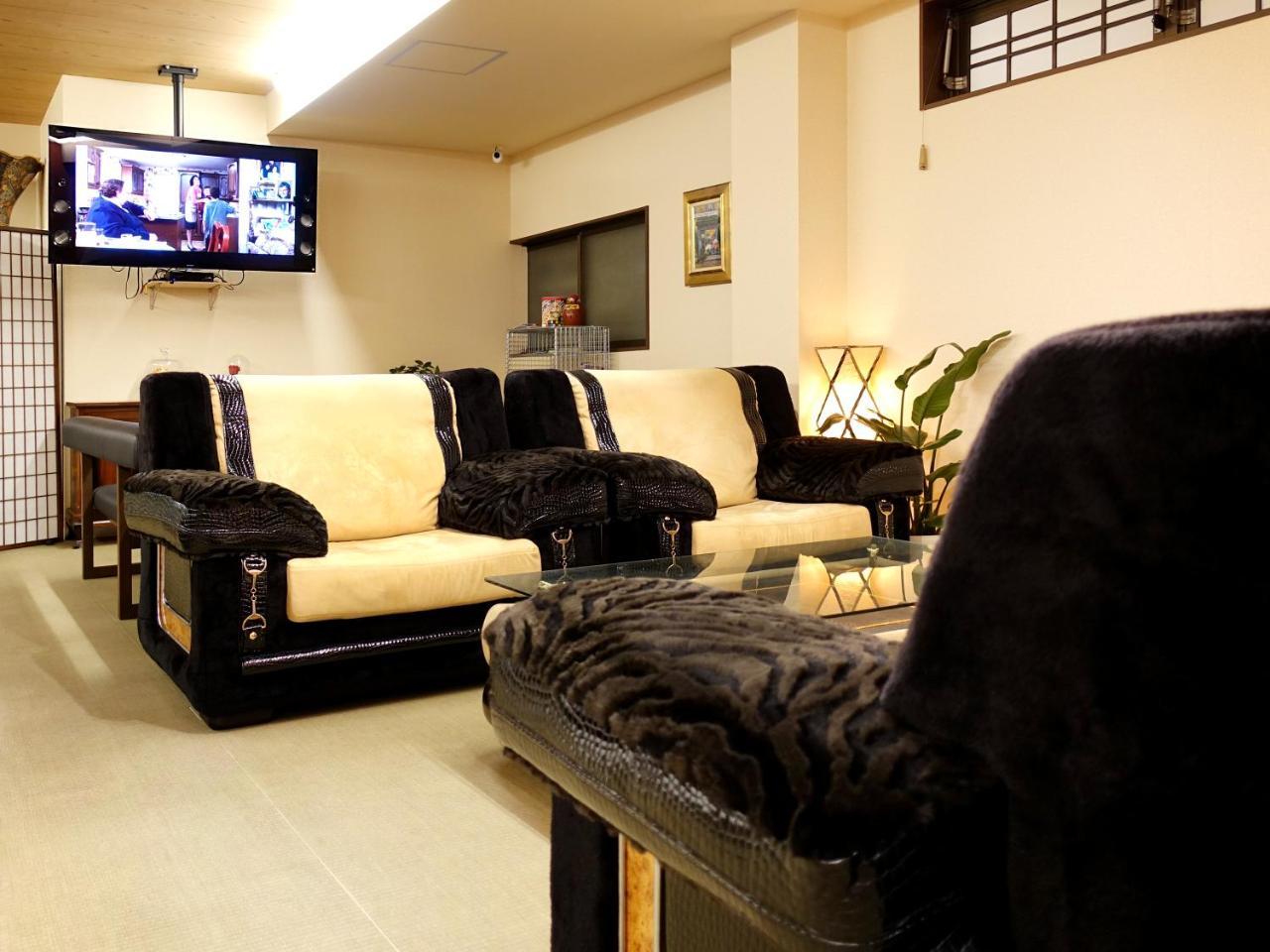 Briller Universal Japon Hostel Осака Екстериор снимка